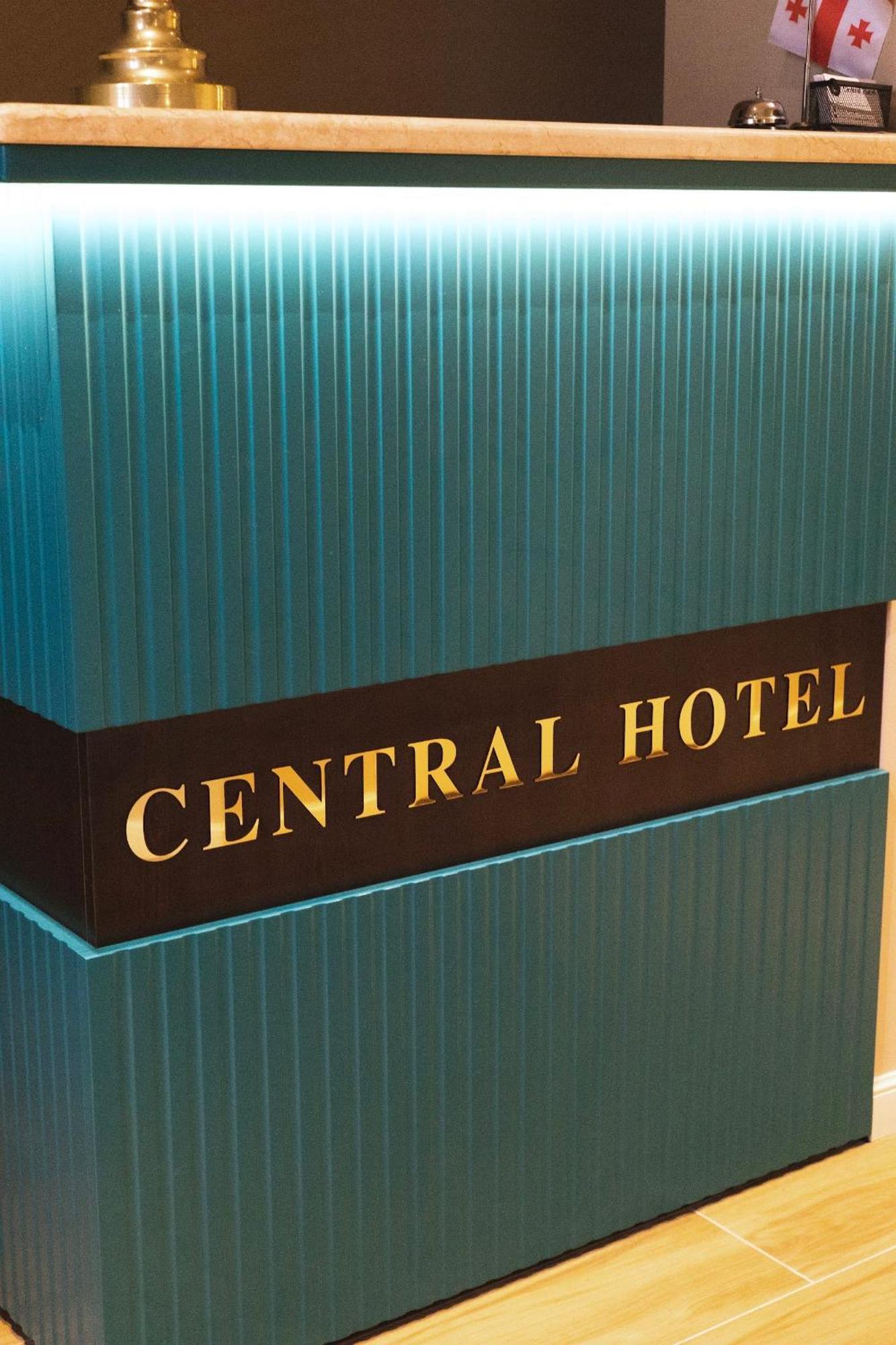 Central Hotel Kutaisi Dış mekan fotoğraf